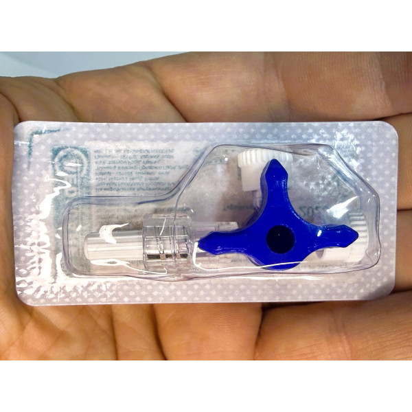 Краник 3-ходовий стерильний MEDICARE Luer-Lock