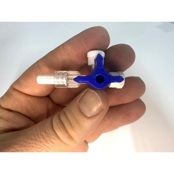 Краник 3-ходовий стерильний MEDICARE Luer-Lock